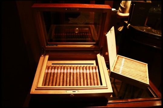 cigarette-g75421dafc_1920