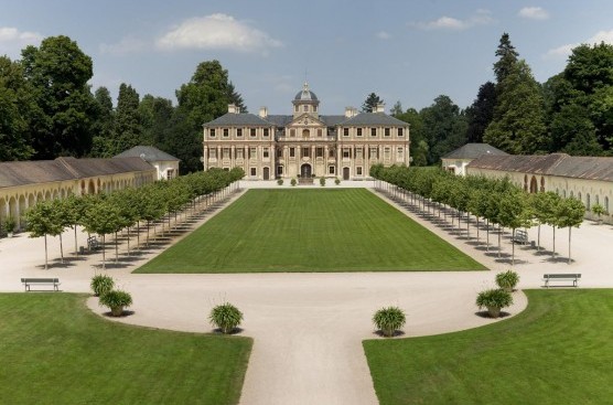 Schloss Favorit